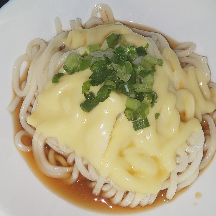 アレンジ☆チーズ温ぶっかけうどん